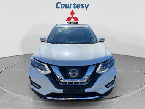 Used 2017 Nissan Rogue SL w/ SL Premium Package AWD/4WD image 11