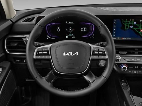 Used 2025 Kia Telluride S AWD/4WD image 8