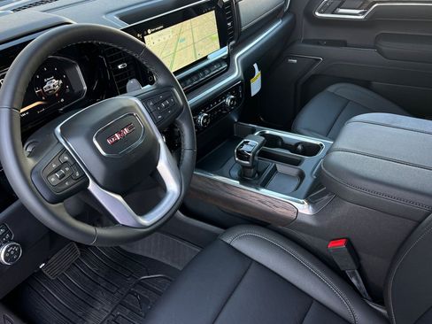 New 2026 GMC Sierra 1500 SLT w/ SLT Premium Plus Package AWD/4WD image 8