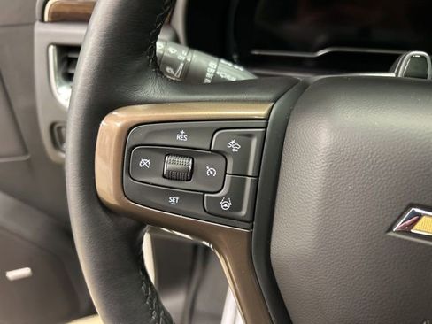 Used 2024 Chevrolet Tahoe High Country w/ Advanced Technology Package image 19