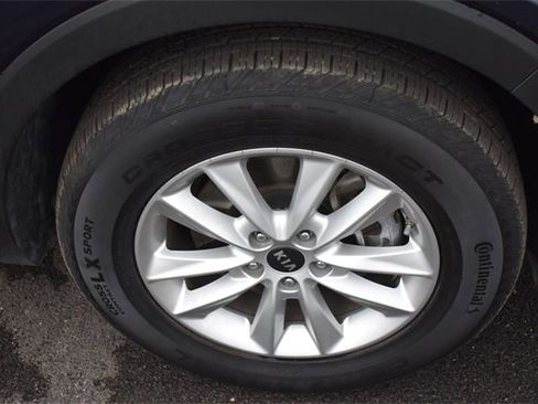 Used 2020 Kia Sorento LX w/ LX I4 Convenience Package image 11