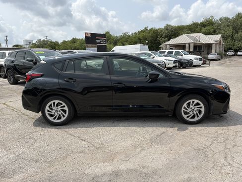 Used 2024 Subaru Impreza 2.0i AWD/4WD image 2