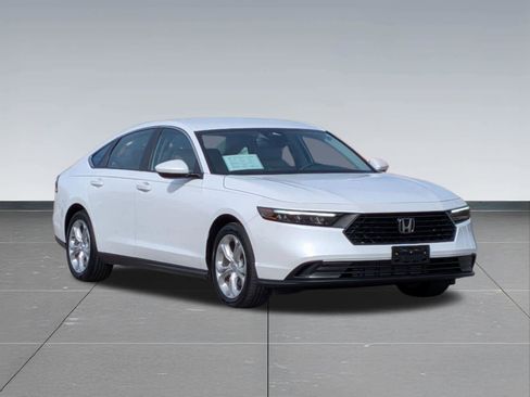 Certified 2023 Honda Accord LX image 7