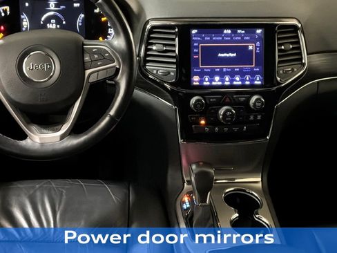 Used 2019 Jeep Grand Cherokee Limited AWD/4WD image 17
