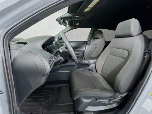 Used 2024 Honda HR-V Sport image 25