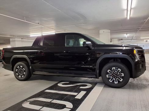 New 2026 GMC Sierra EV Elevation image 4