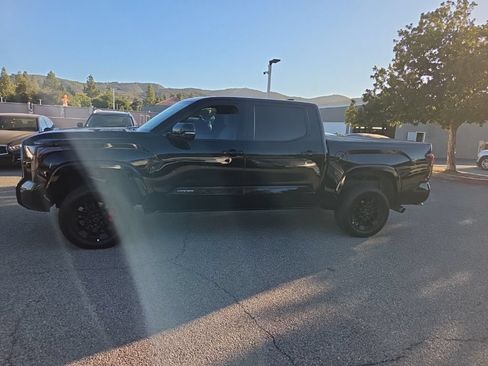 Used 2023 Toyota Tundra Capstone AWD/4WD image 1