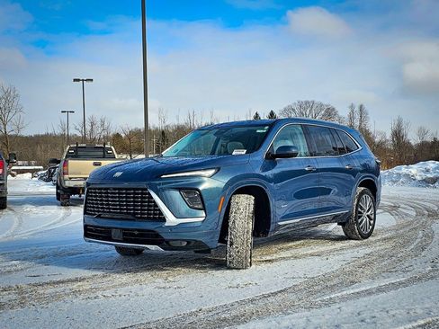 New 2026 Buick Enclave Avenir w/ Super Cruise Package image 7