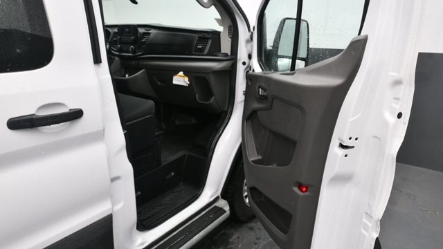 Used 2025 Ford Transit 250 Low Roof w/ Exterior Upgrade Package RWD image 13