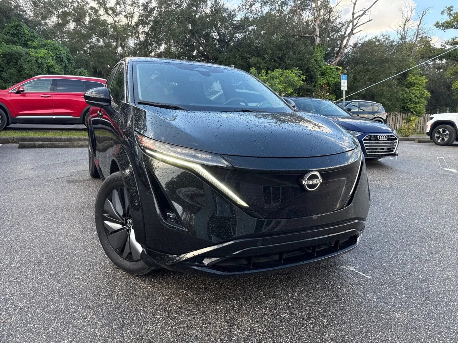Used 2023 Nissan Ariya FWD image 5