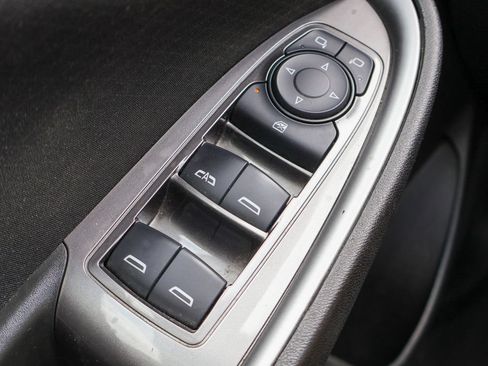 Used 2023 Chevrolet Malibu LT FWD image 16
