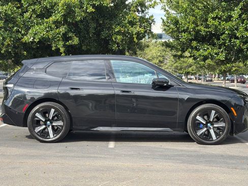 Used 2024 BMW iX xDrive50 w/ Premium Package AWD/4WD image 3