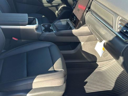 New 2026 GMC Terrain Elevation w/ Elevation Premium Package AWD/4WD image 21