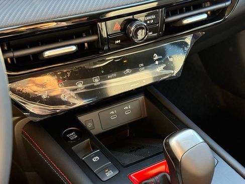 New 2026 Nissan Kicks SR w/ Cold Weather Package image 11