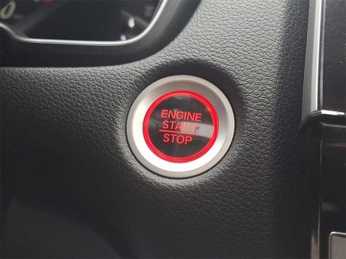 Used 2018 Honda CR-V Touring image 26