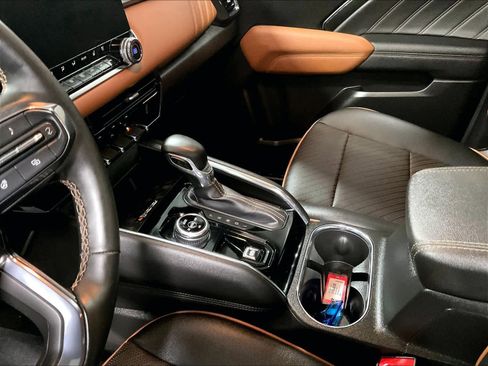 Used 2023 GMC Canyon AT4 w/ AT4 Premium Package image 20