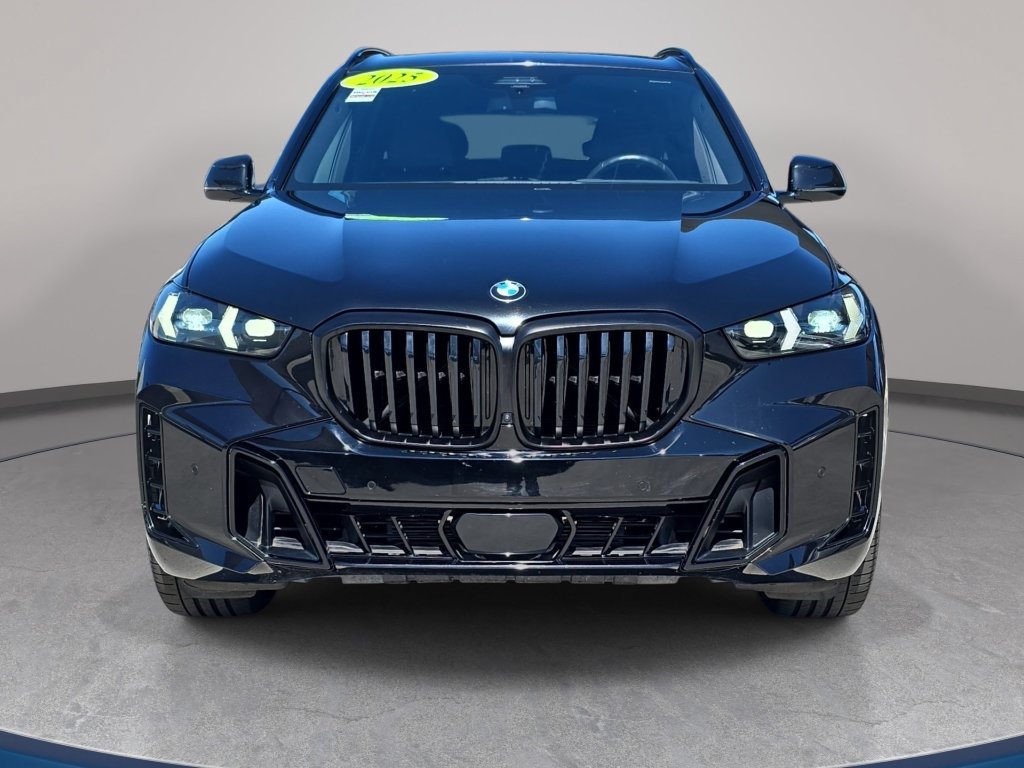 Used 2025 BMW X5 sDrive40i w/ M Sport Package RWD image 3