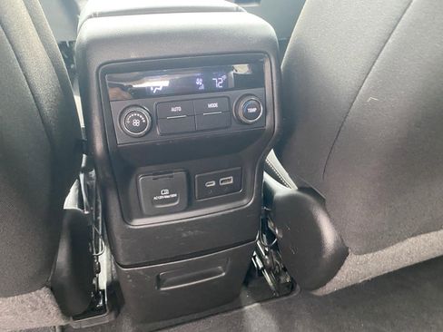 Used 2021 GMC Acadia SLE w/ Driver Convenience Package AWD/4WD image 23