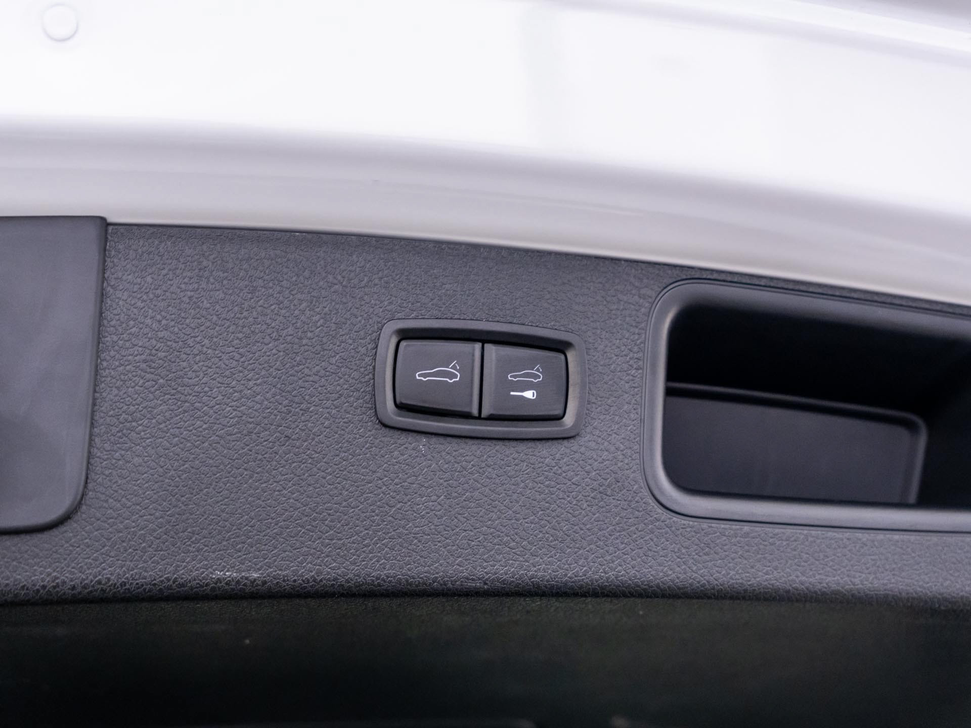 Certified 2023 Porsche Macan GTS AWD/4WD image 29