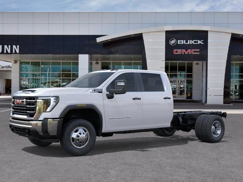 New 2026 GMC Sierra 3500 Pro w/ Convenience Package RWD image 2