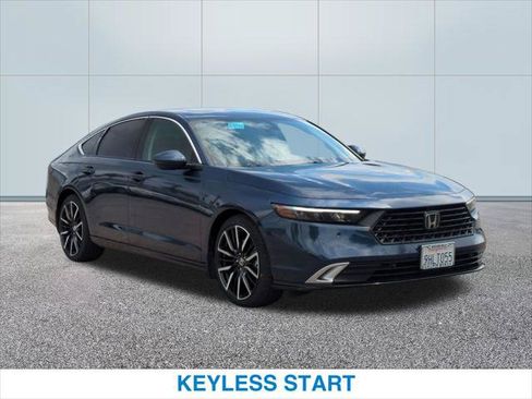Certified 2023 Honda Accord Touring image 4