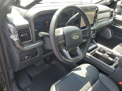 New 2025 Ford F250 Platinum image 22