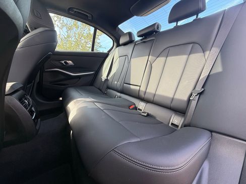 Used 2022 BMW 330i Sedan w/ Premium Package image 13