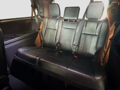 Used 2019 Dodge Grand Caravan GT FWD image 27