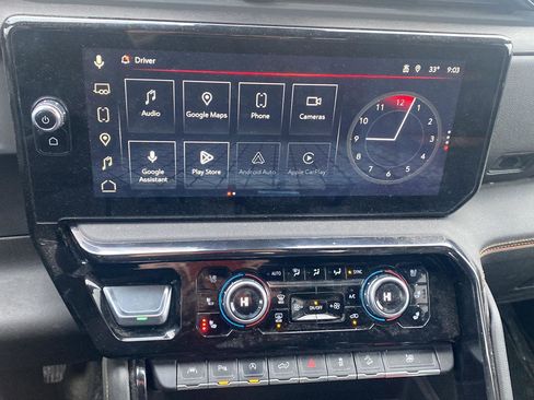 Used 2023 GMC Sierra 1500 AT4 w/ AT4 Premium Package image 13