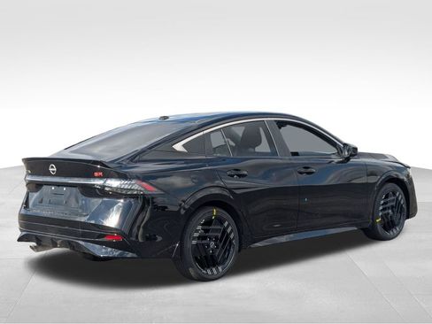 New 2026 Nissan Sentra SR w/ SR All Weather Package image 5