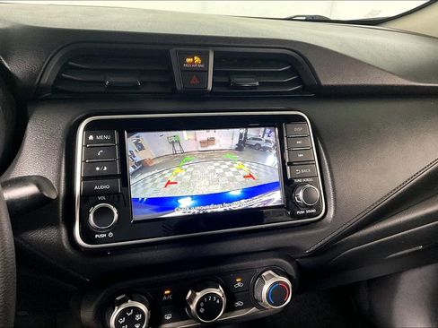 Used 2021 Nissan Versa S image 20