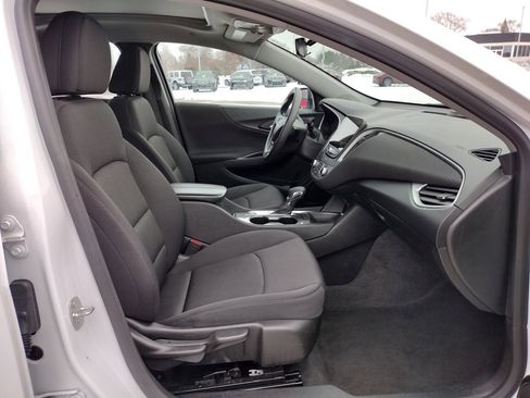 Used 2024 Chevrolet Malibu LT image 18