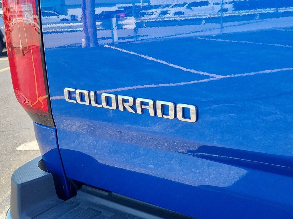 Used 2018 Chevrolet Colorado 2WD Extended Cab image 9