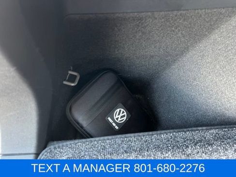 Used 2025 Volkswagen Tiguan SE R-Line AWD/4WD image 39