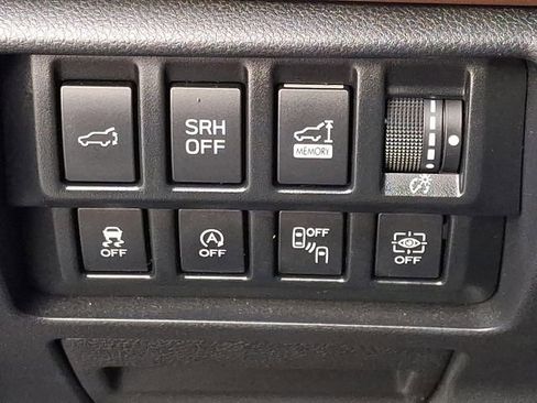 Used 2022 Subaru Forester Touring image 29