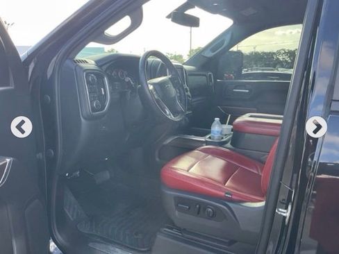 Used 2021 Chevrolet Silverado 2500 LT w/ Midnight Edition AWD/4WD image 7