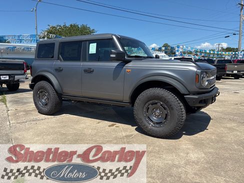 New 2025 Ford Bronco Badlands w/ Matte Film Protection Package AWD/4WD image 1