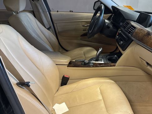 Used 2014 BMW 328i xDrive Sedan image 2