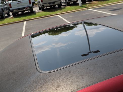 Used 2018 Dodge Charger R/T RWD image 23