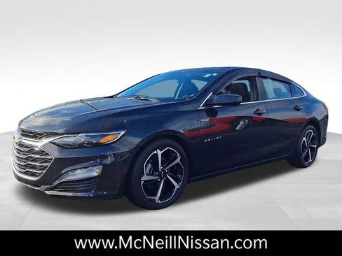 Used 2023 Chevrolet Malibu LT image 3