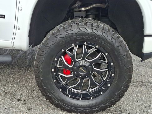 Used 2022 Chevrolet Silverado 1500 RST w/ Safety Package image 8