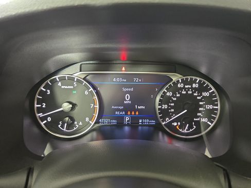 Used 2025 Nissan Altima 2.5 SV FWD image 17