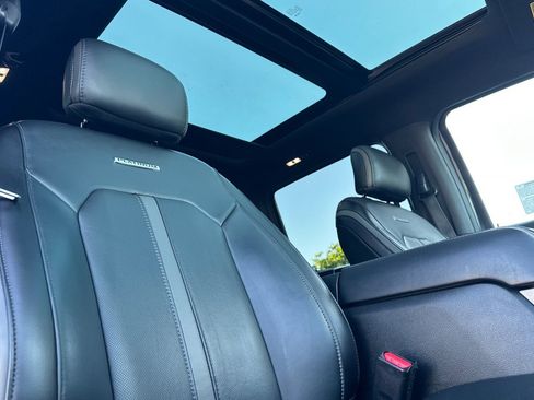 Used 2017 Ford F350 Platinum w/ Platinum Ultimate Package image 17