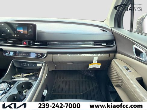 New 2026 Kia Carnival EX FWD image 17