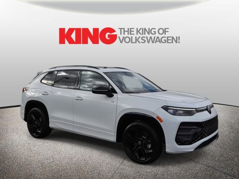 New 2026 Volkswagen Tiguan SE R-Line image 1