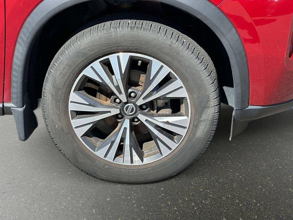 Used 2021 Nissan Rogue SV AWD/4WD image 7