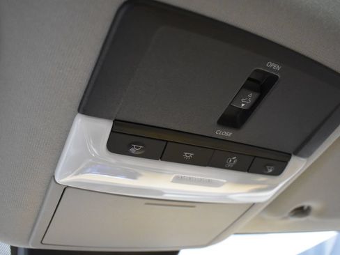 Certified 2023 Nissan Sentra SV w/ SV Premium Package FWD image 26