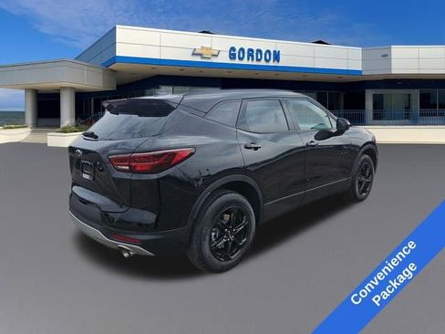 Used 2023 Chevrolet Blazer LT w/ Convenience Package image 6