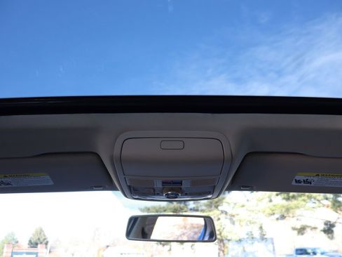 Used 2017 Volkswagen Jetta SE image 28