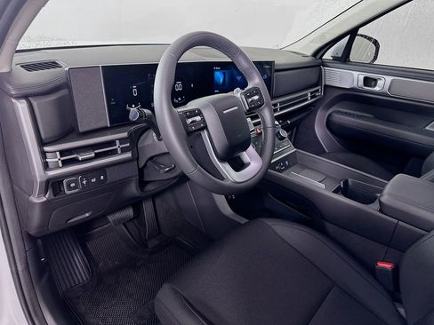 Certified 2026 Hyundai Santa Fe SE FWD image 9